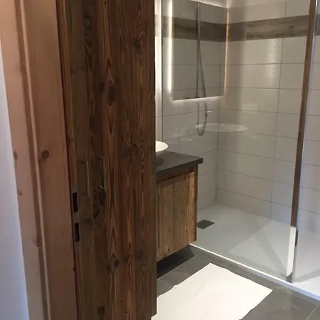 - De Charme Apartment *